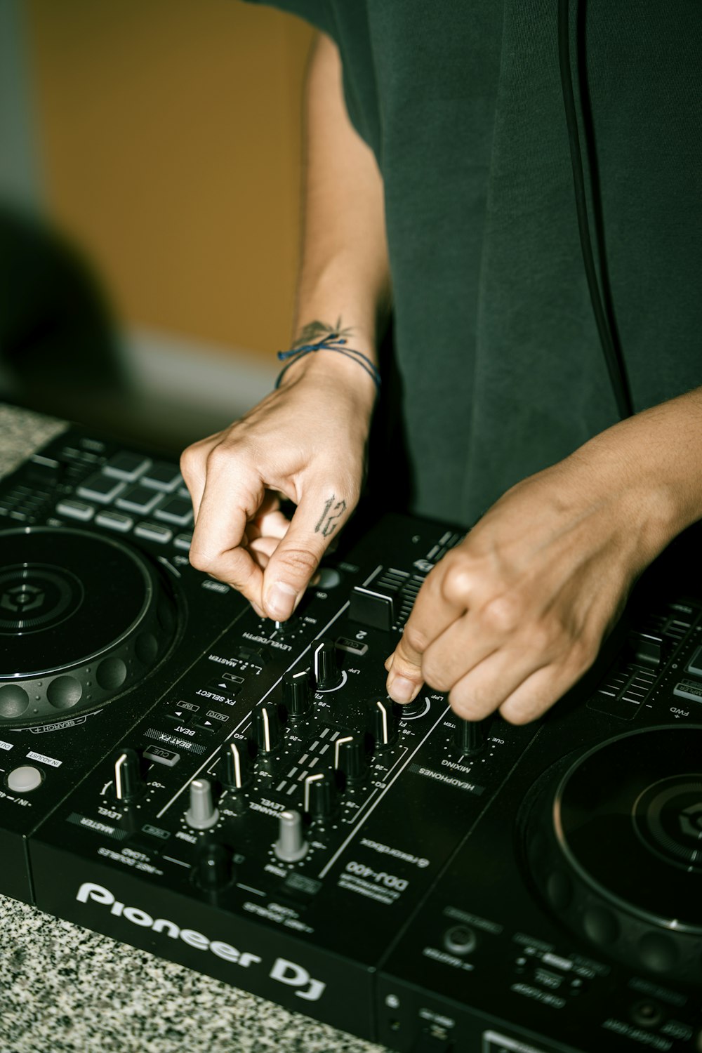 DJ Matt performing at the turntables